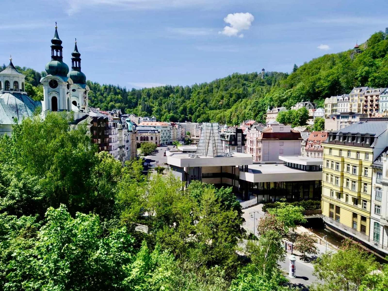Artflora Kv Premium Apartment Karlovy Vary Luaran gambar