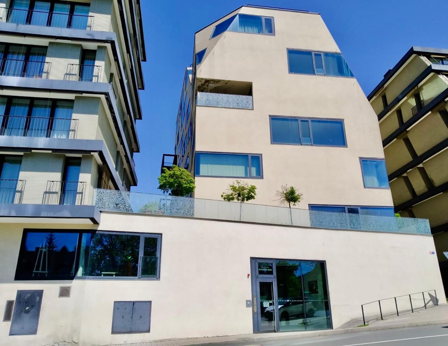 Artflora Kv Premium Apartment Karlovy Vary Luaran gambar