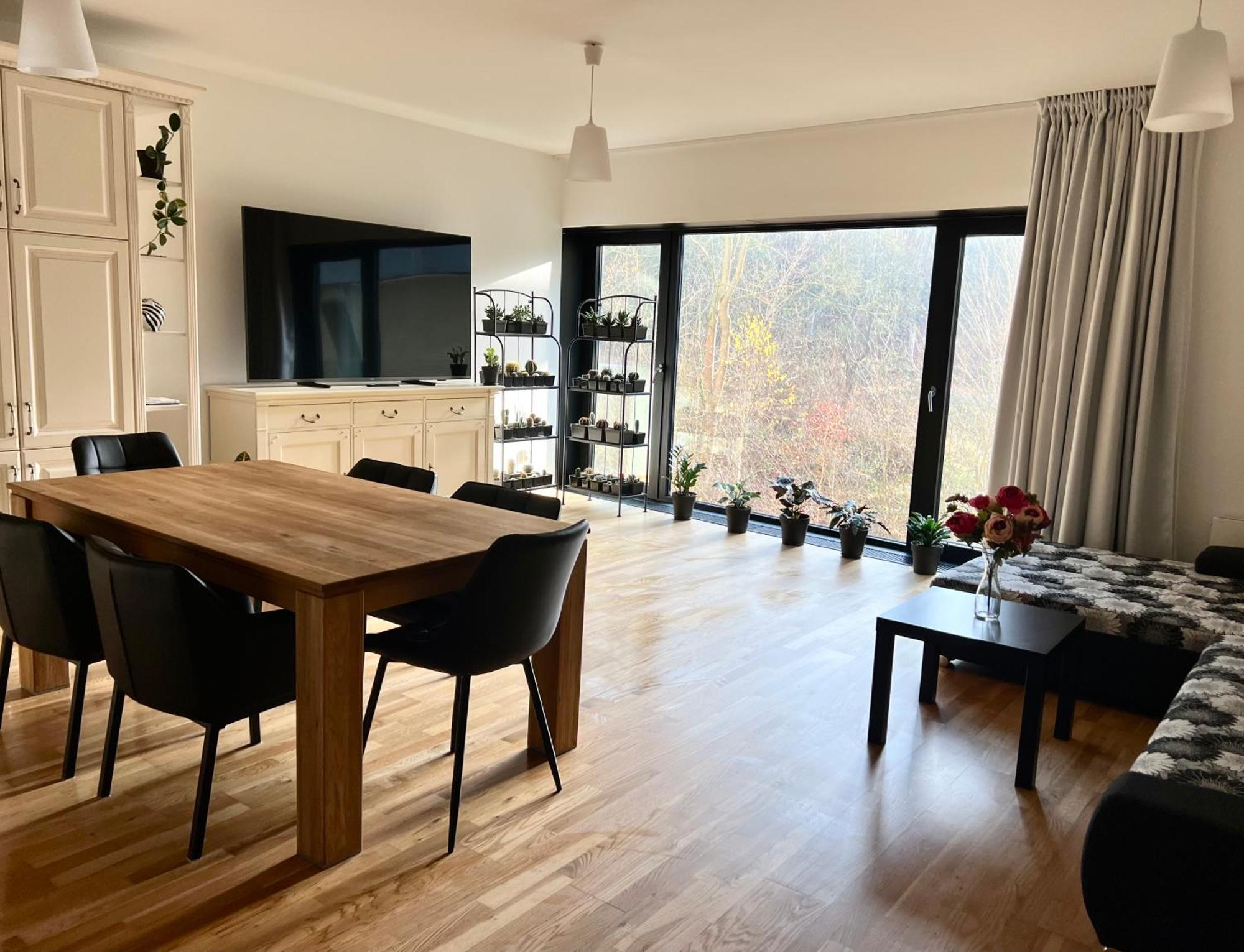 Artflora Kv Premium Apartment Karlovy Vary Luaran gambar